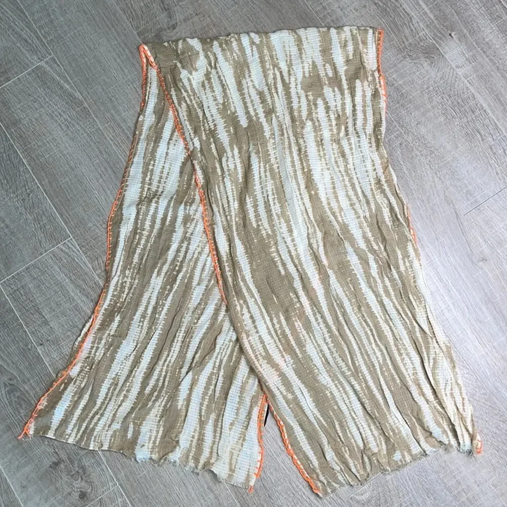 NWT STEVE MADDEN Tan Tie Dye Orange Trim Frayed Edge Scarf